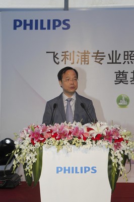 成都市市長助理，高新區管委會主任韓春林致辭